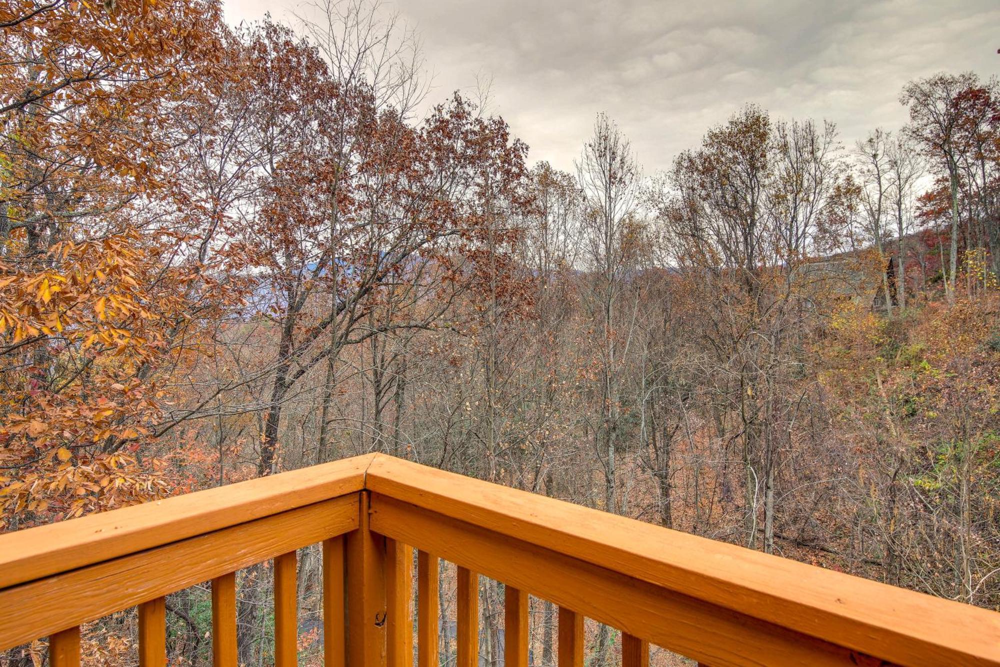 Pet-Friendly Gatlinburg Retreat With Hot Tub! Exterior foto
