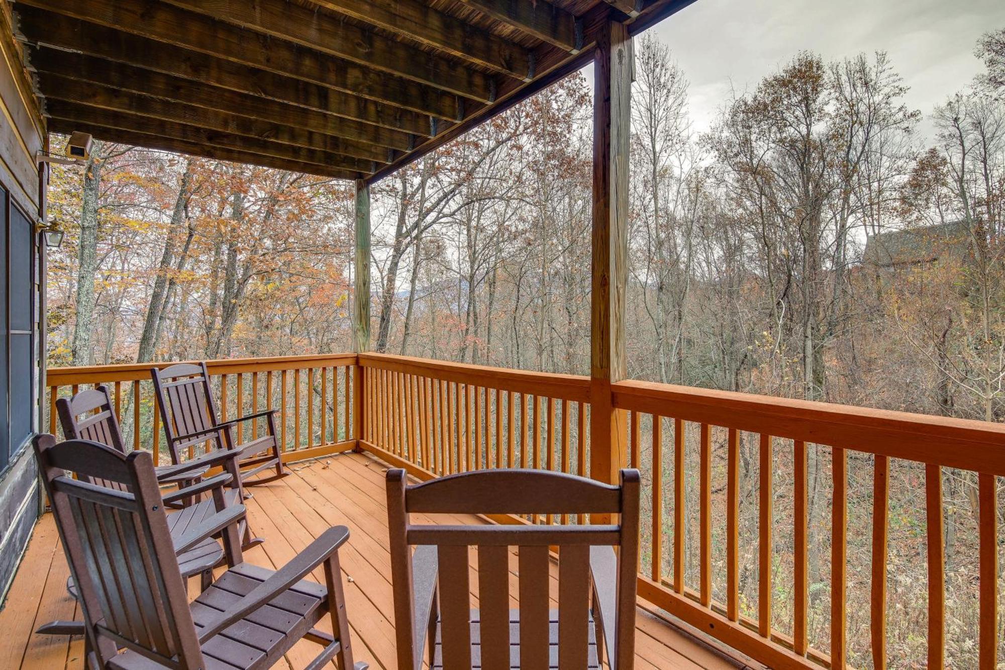 Pet-Friendly Gatlinburg Retreat With Hot Tub! Exterior foto