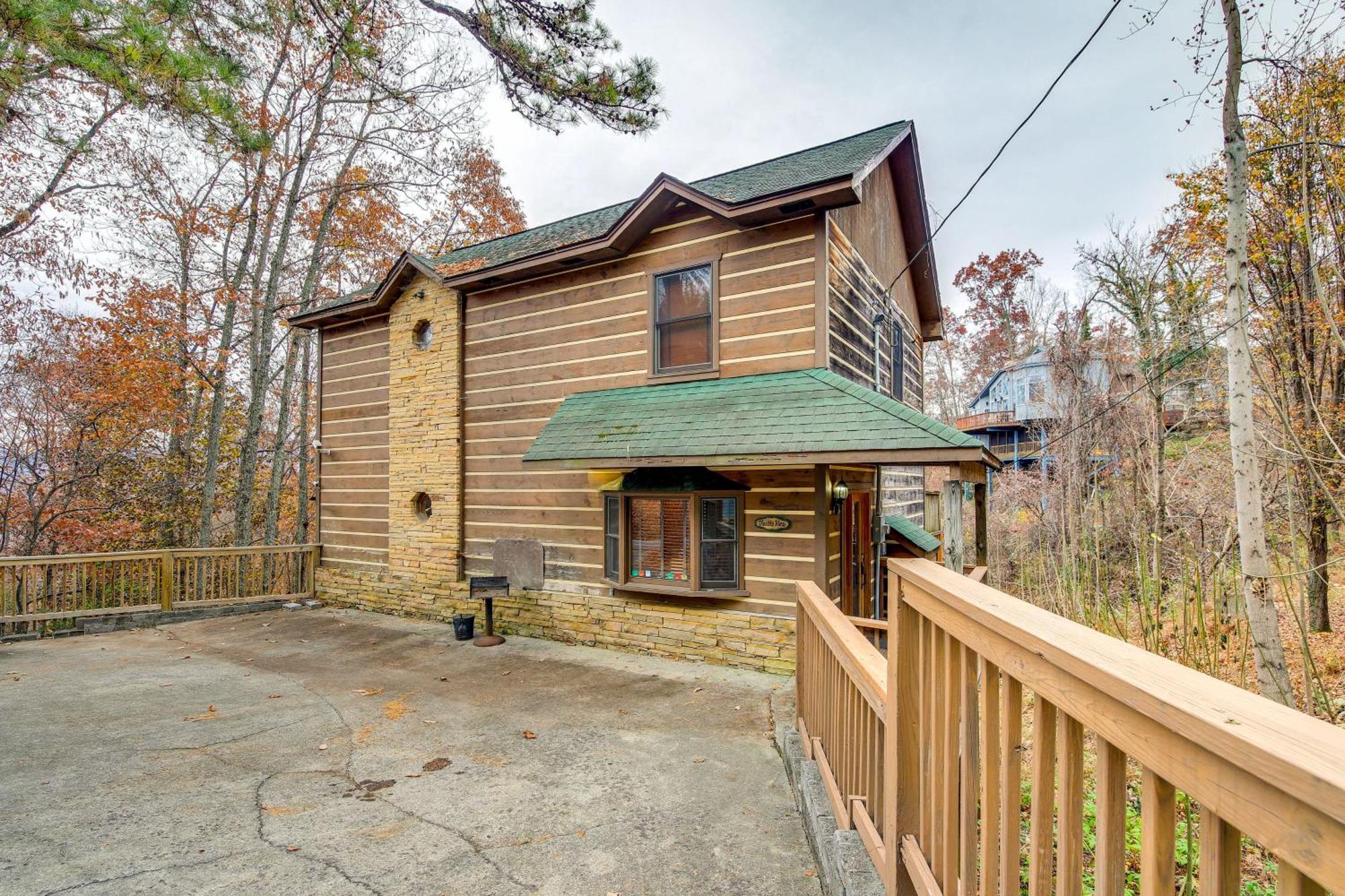 Pet-Friendly Gatlinburg Retreat With Hot Tub! Exterior foto