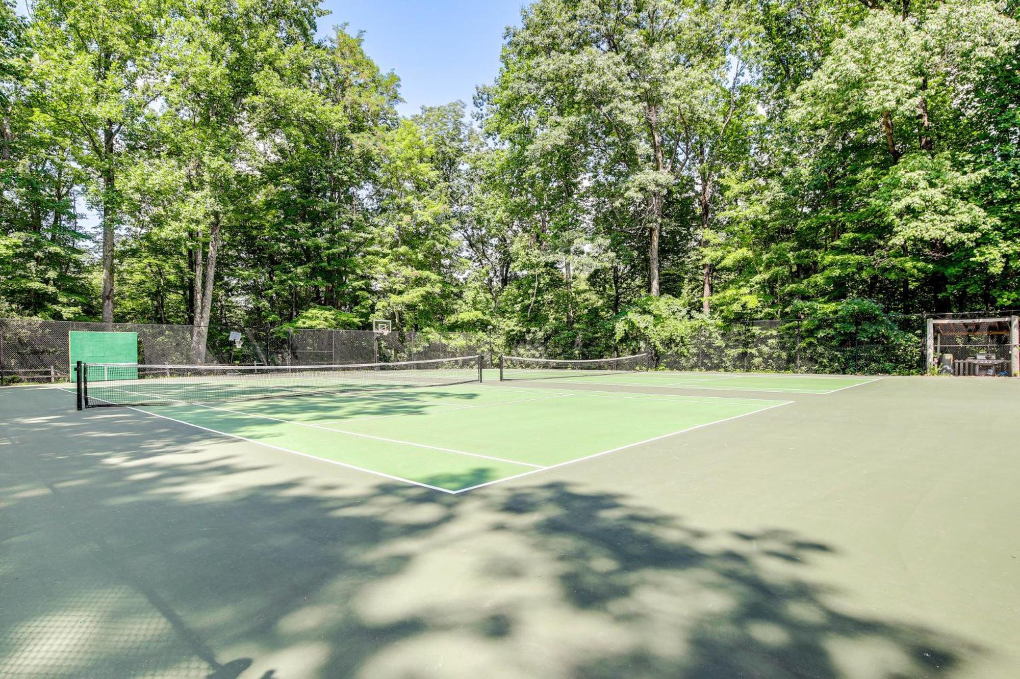 Pet-Friendly Gatlinburg Retreat With Hot Tub! Exterior foto